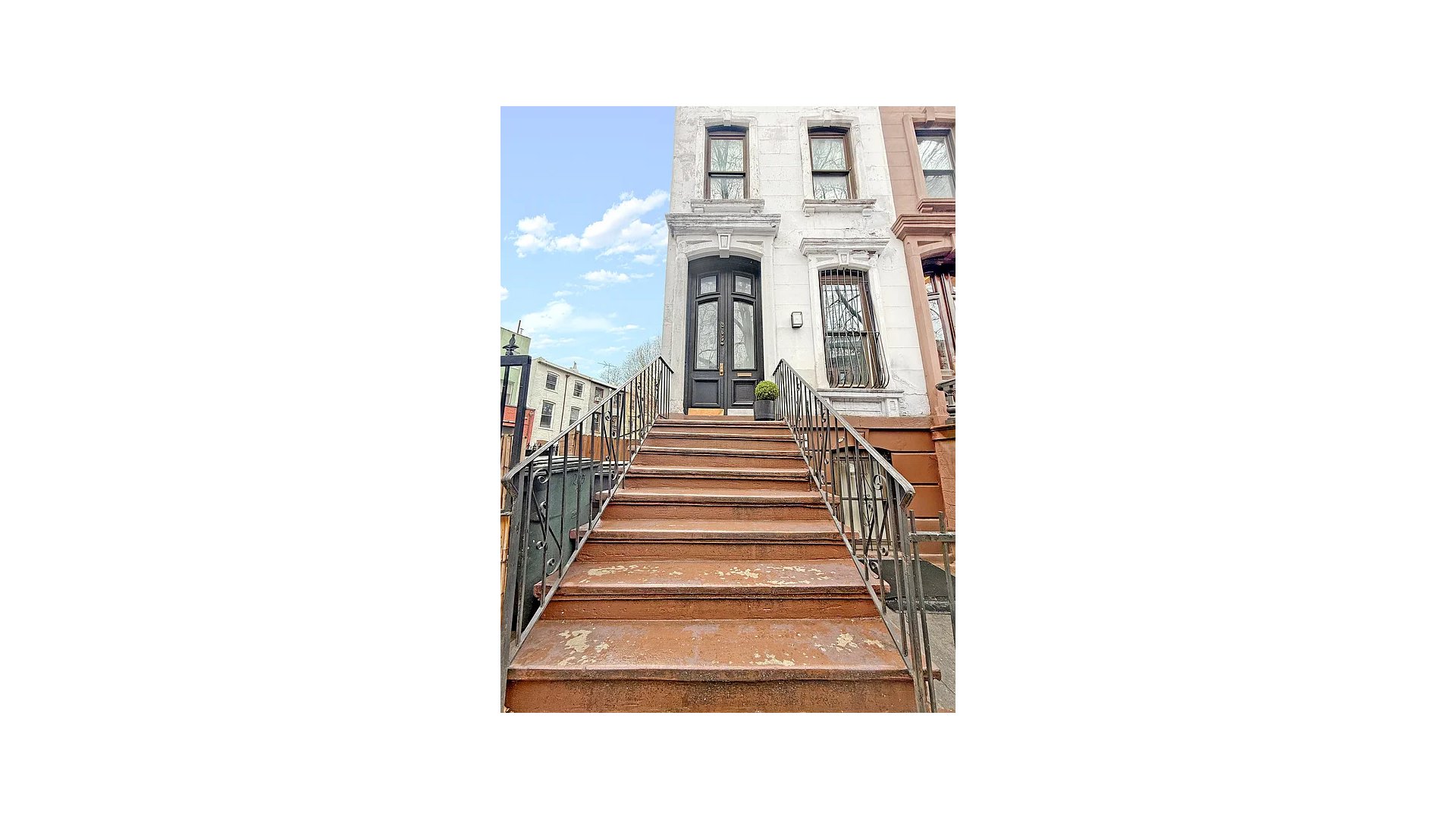 265 St James Place 2