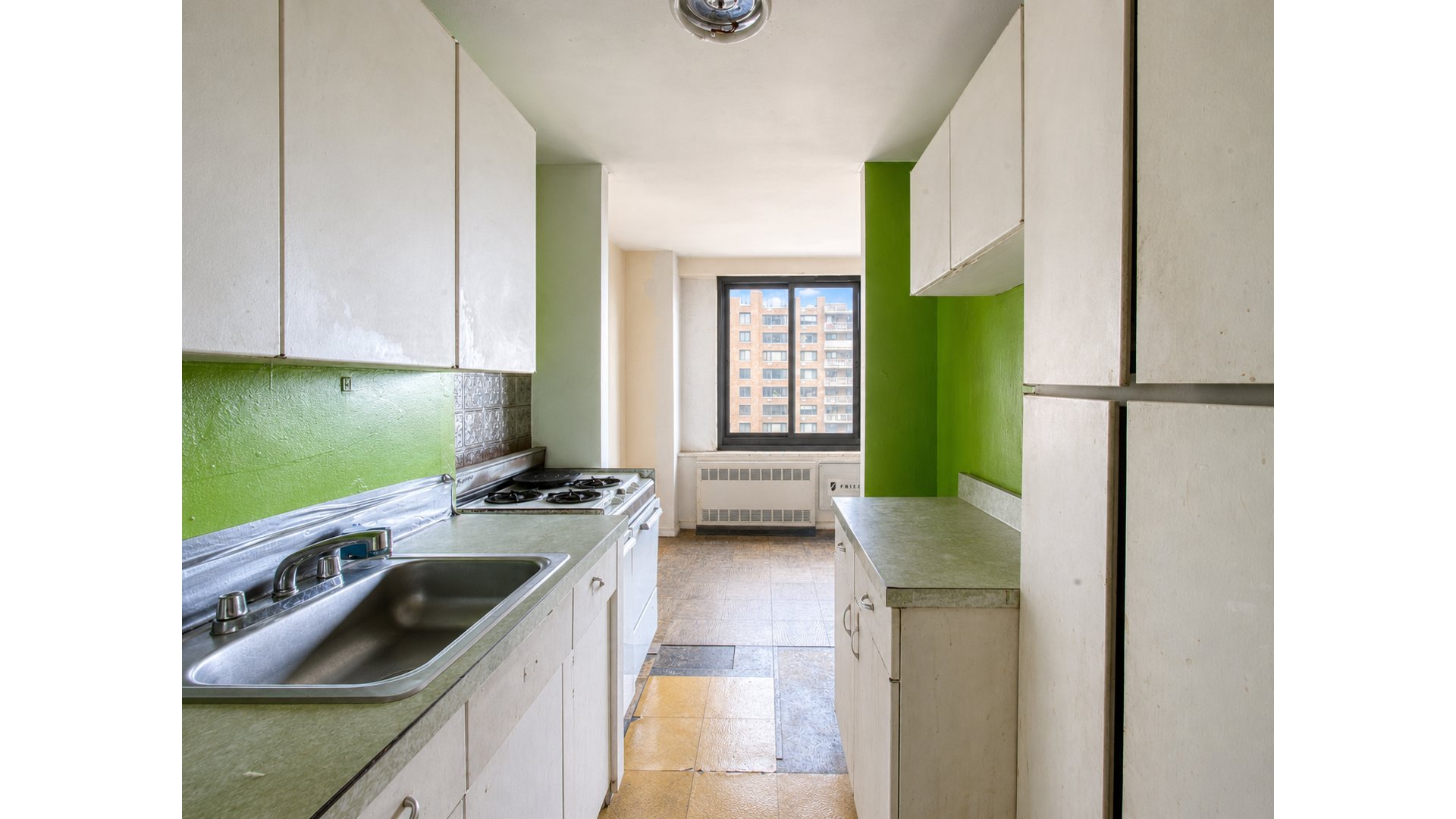 185 HALL Street 701