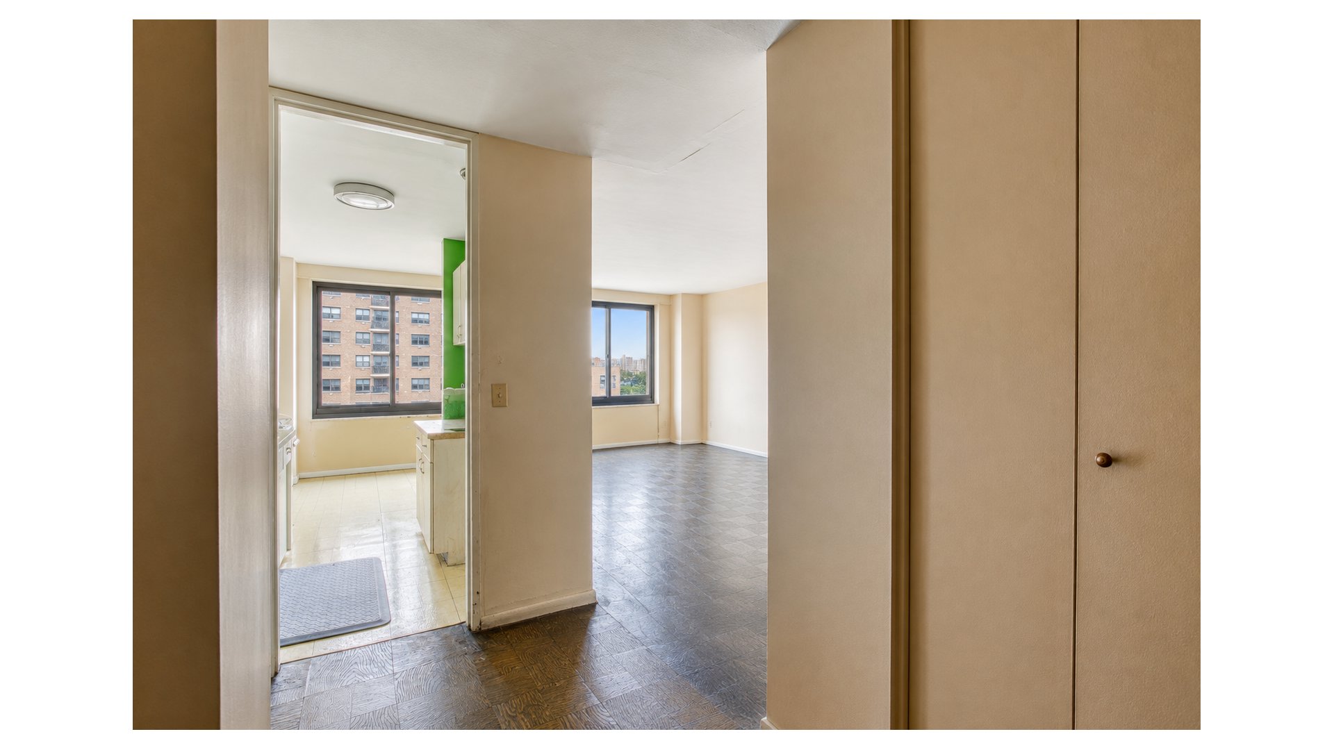 185 HALL Street 701