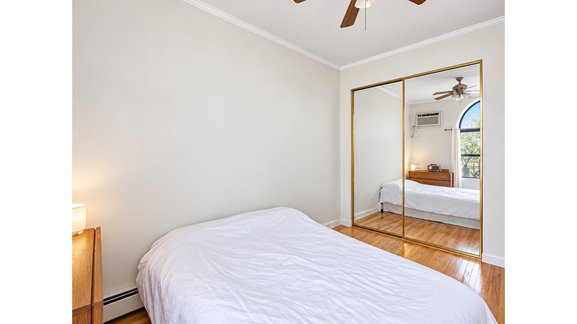 510 OCEAN Parkway 1J