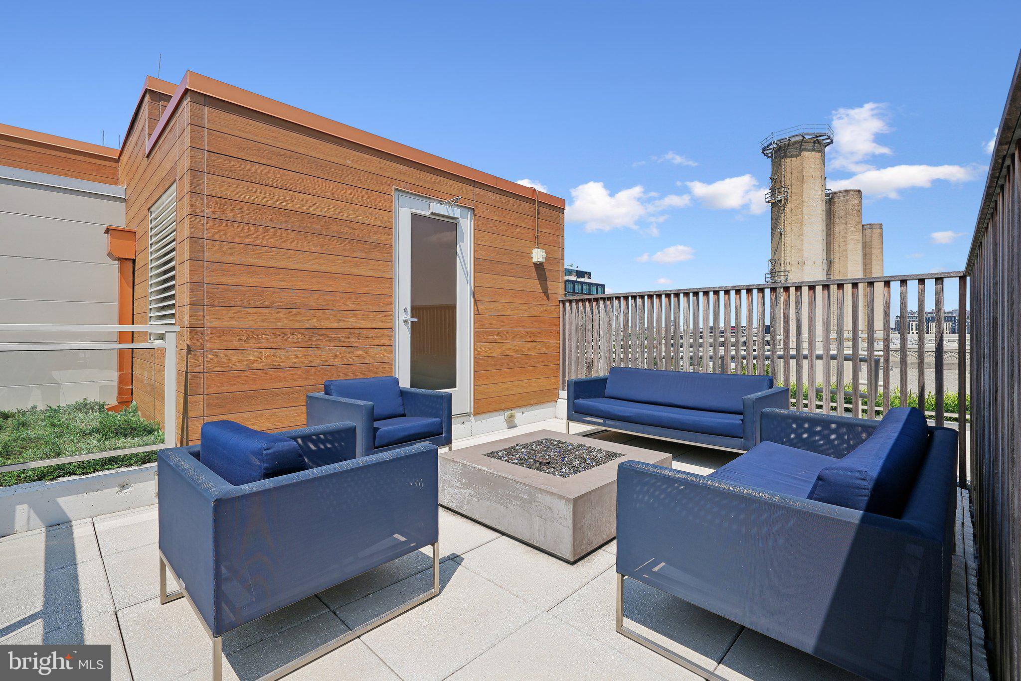 88 V St SW #114