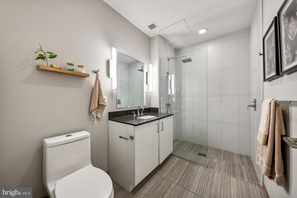 88 V St SW #114
