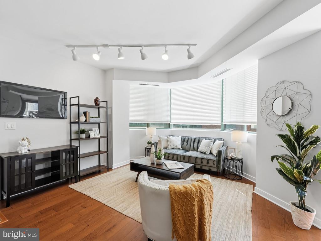 955 26TH STREET NW Unit: 309