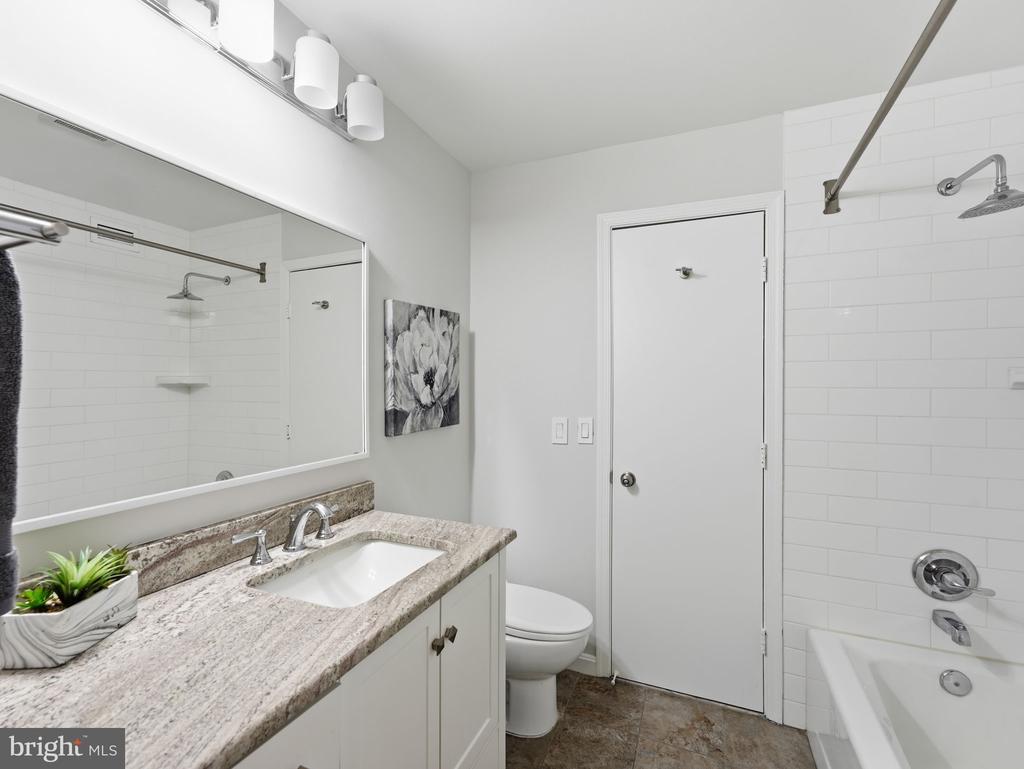 955 26TH STREET NW Unit: 309