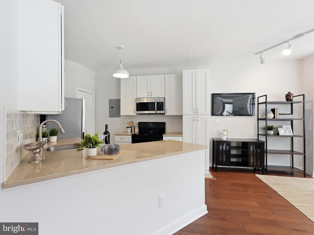 955 26TH STREET NW Unit: 309