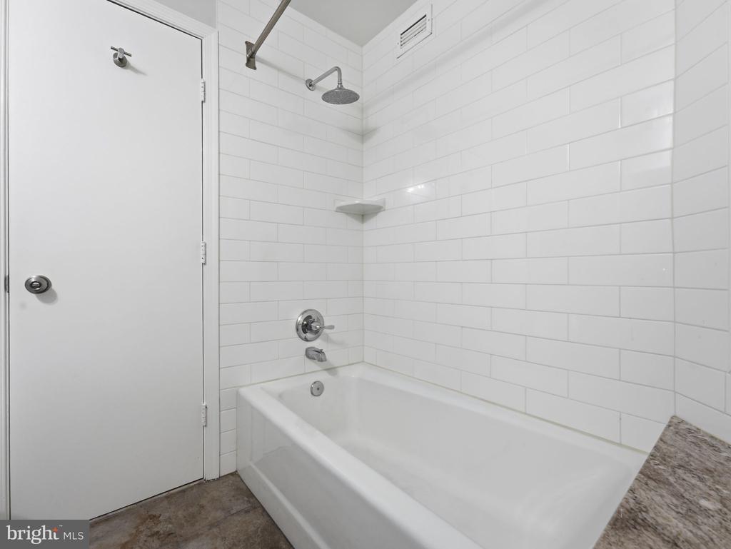 955 26TH STREET NW Unit: 309
