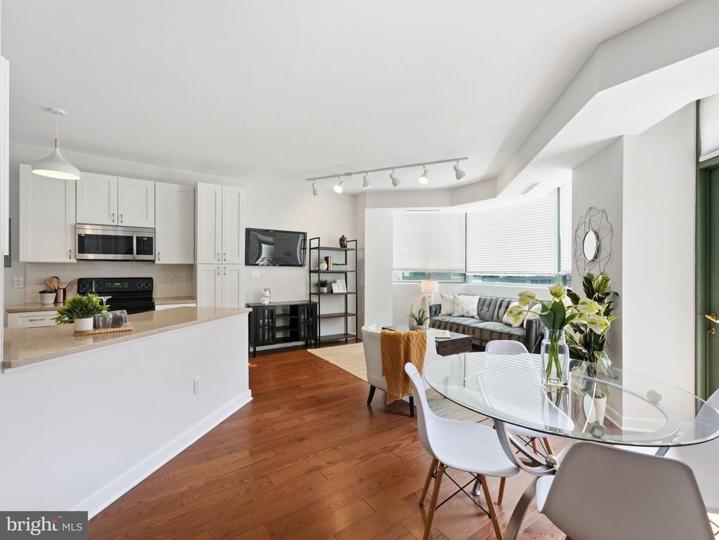 955 26TH STREET NW Unit: 309
