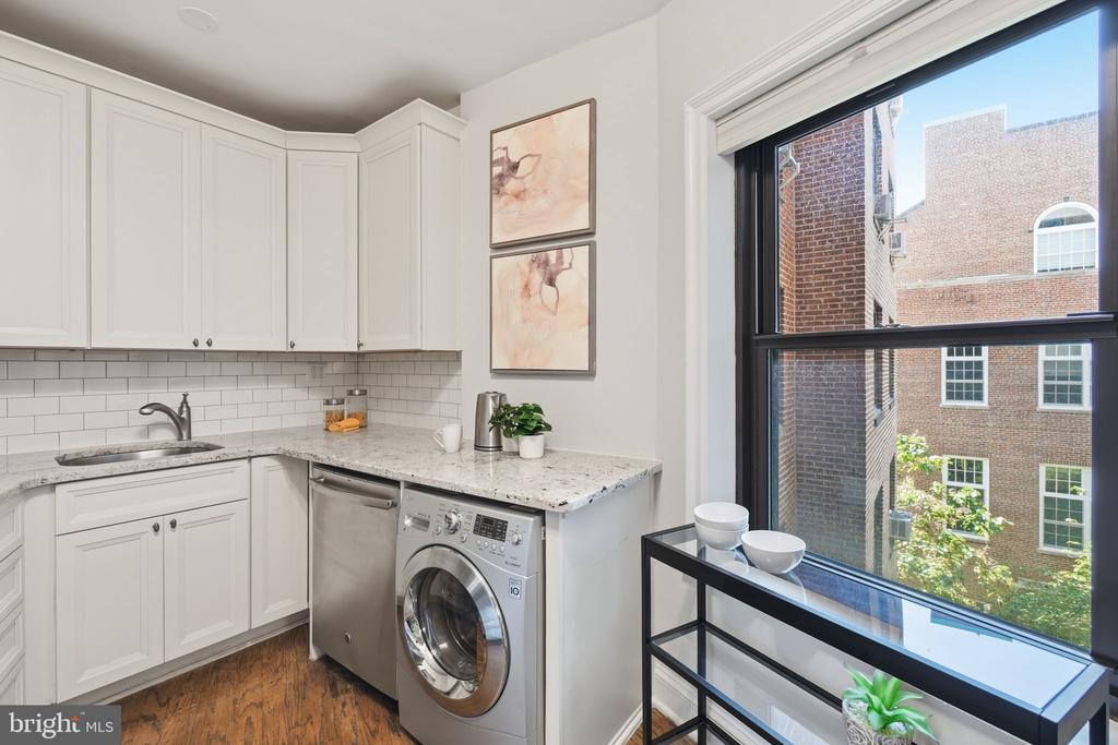 2100 19TH STREET NW Unit: 506