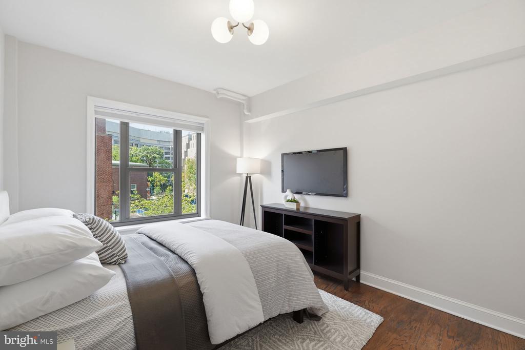 2100 19TH STREET NW Unit: 506