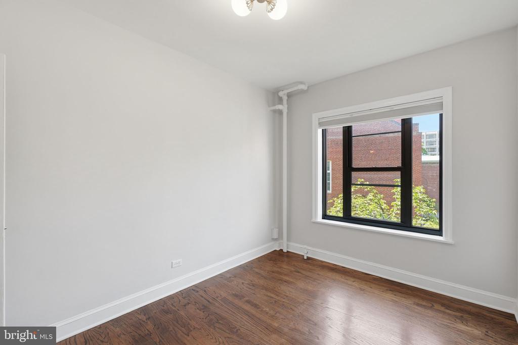 2100 19TH STREET NW Unit: 506