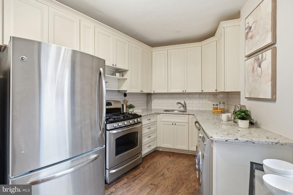 2100 19TH STREET NW Unit: 506