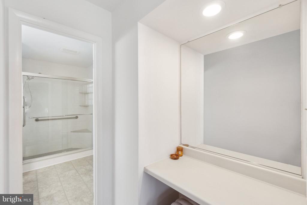 6 Belle Hollow Ct