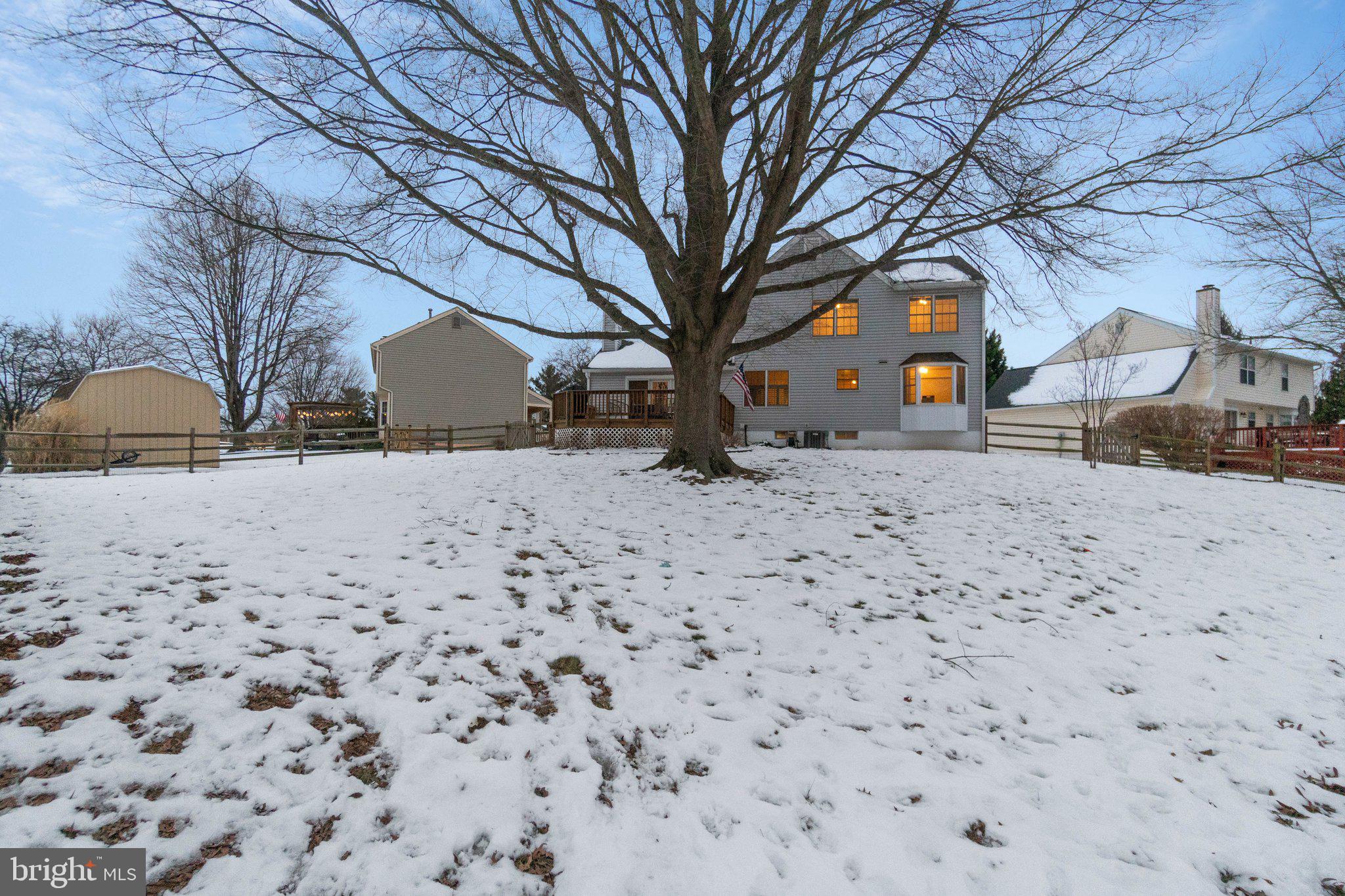 6 Belle Hollow Ct