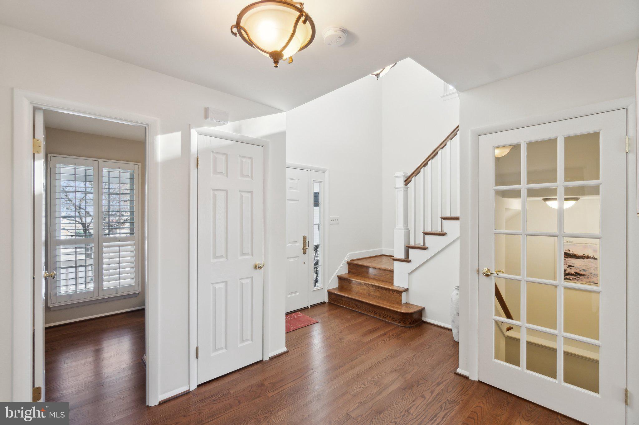6 Belle Hollow Ct