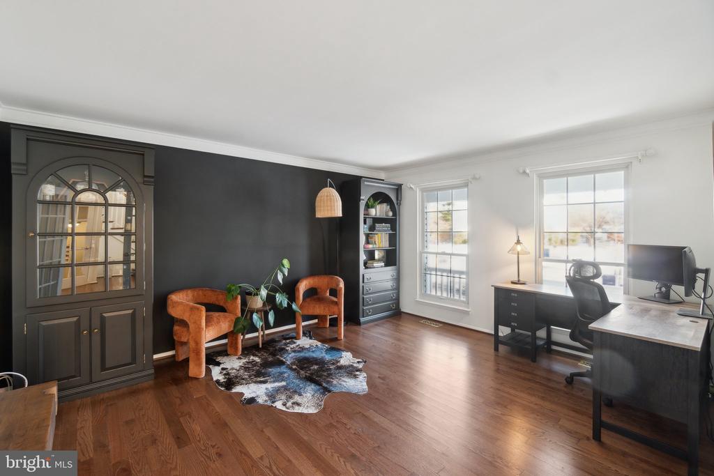 6 Belle Hollow Ct