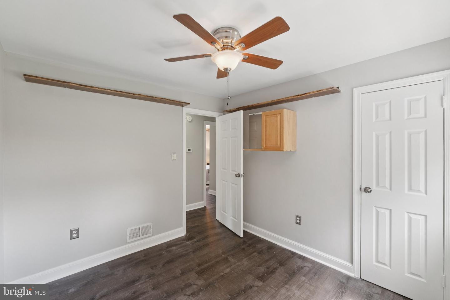 606 Douglass Ave