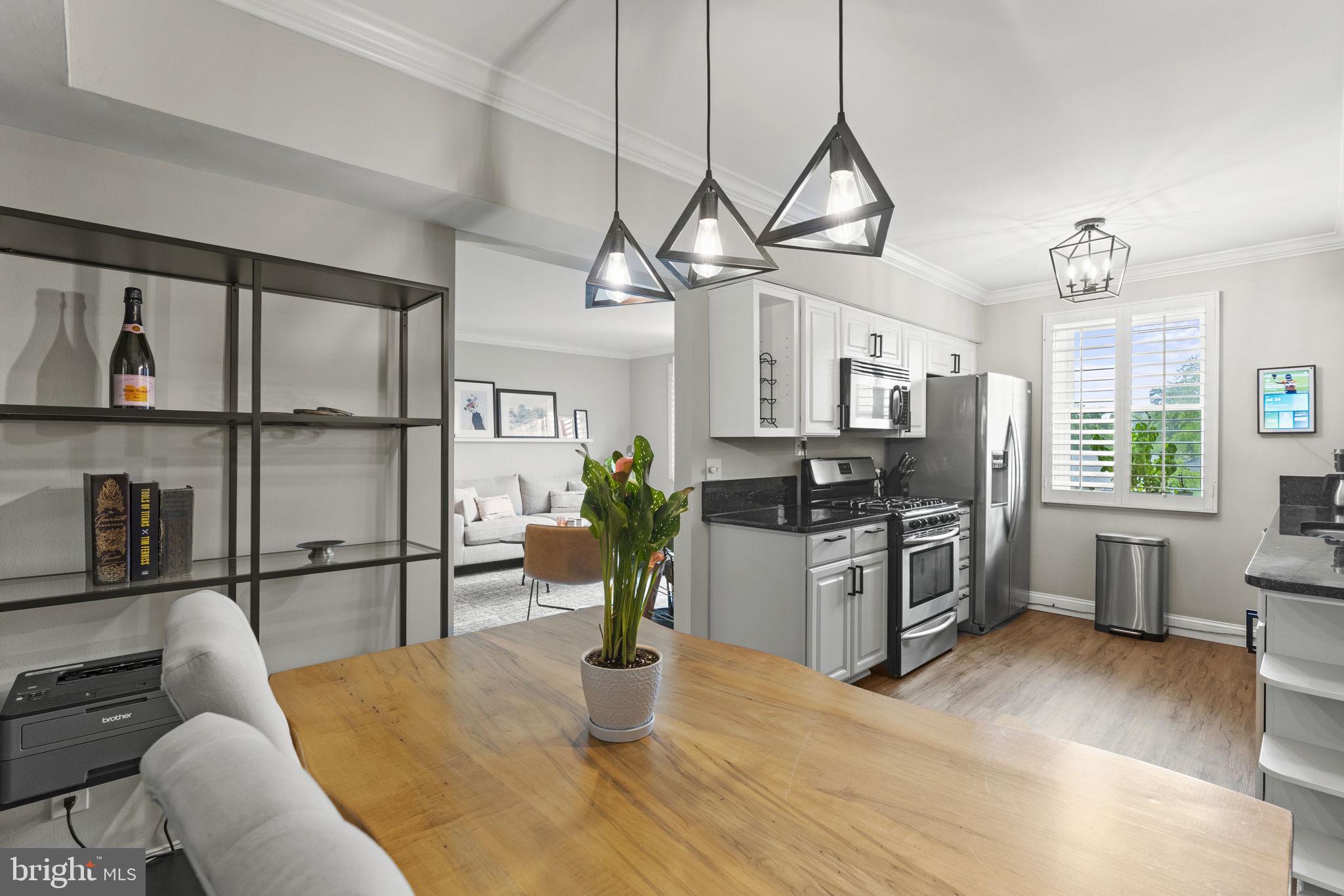 4225 N HENDERSON ROAD Unit: 301
