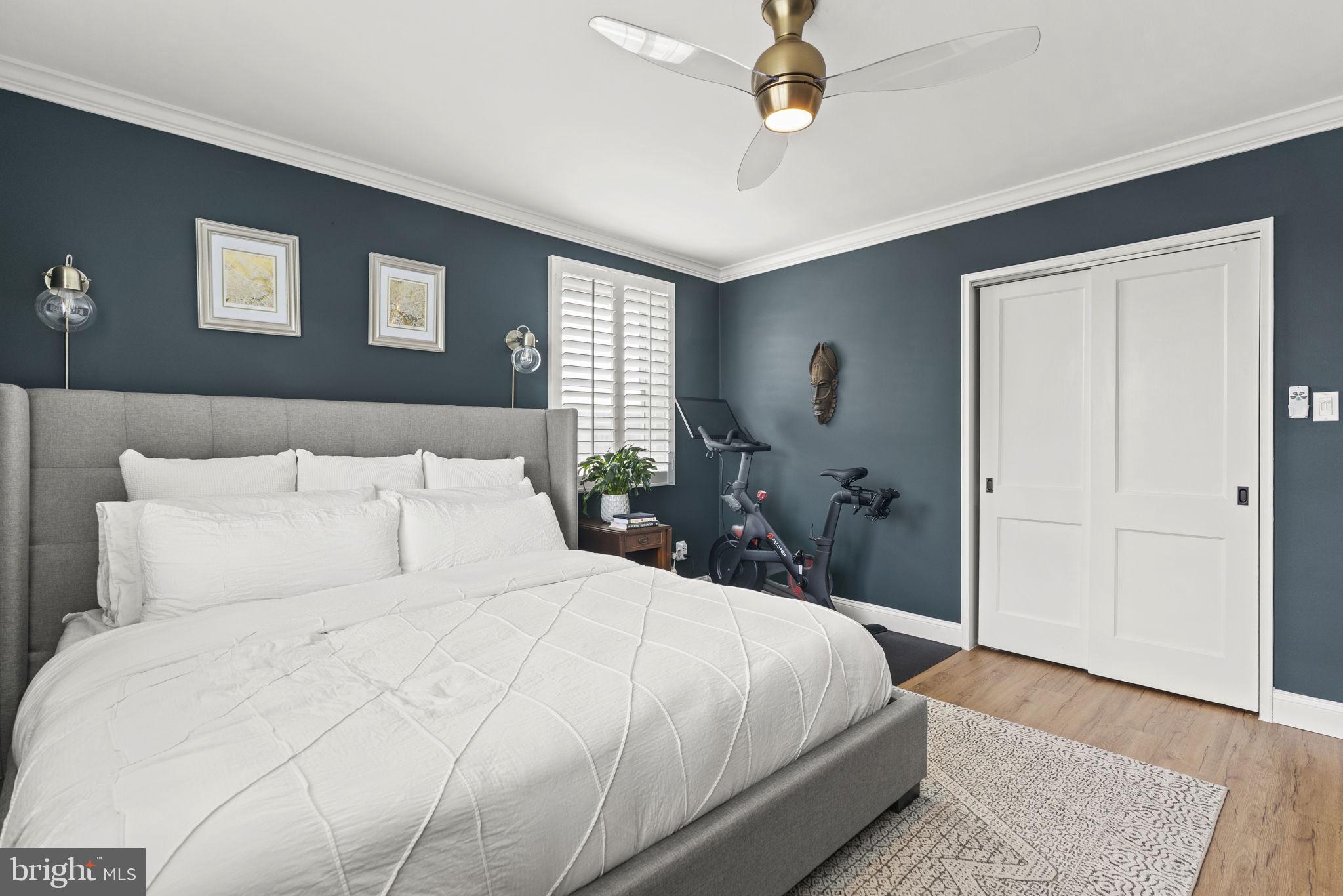 4225 N HENDERSON ROAD Unit: 301