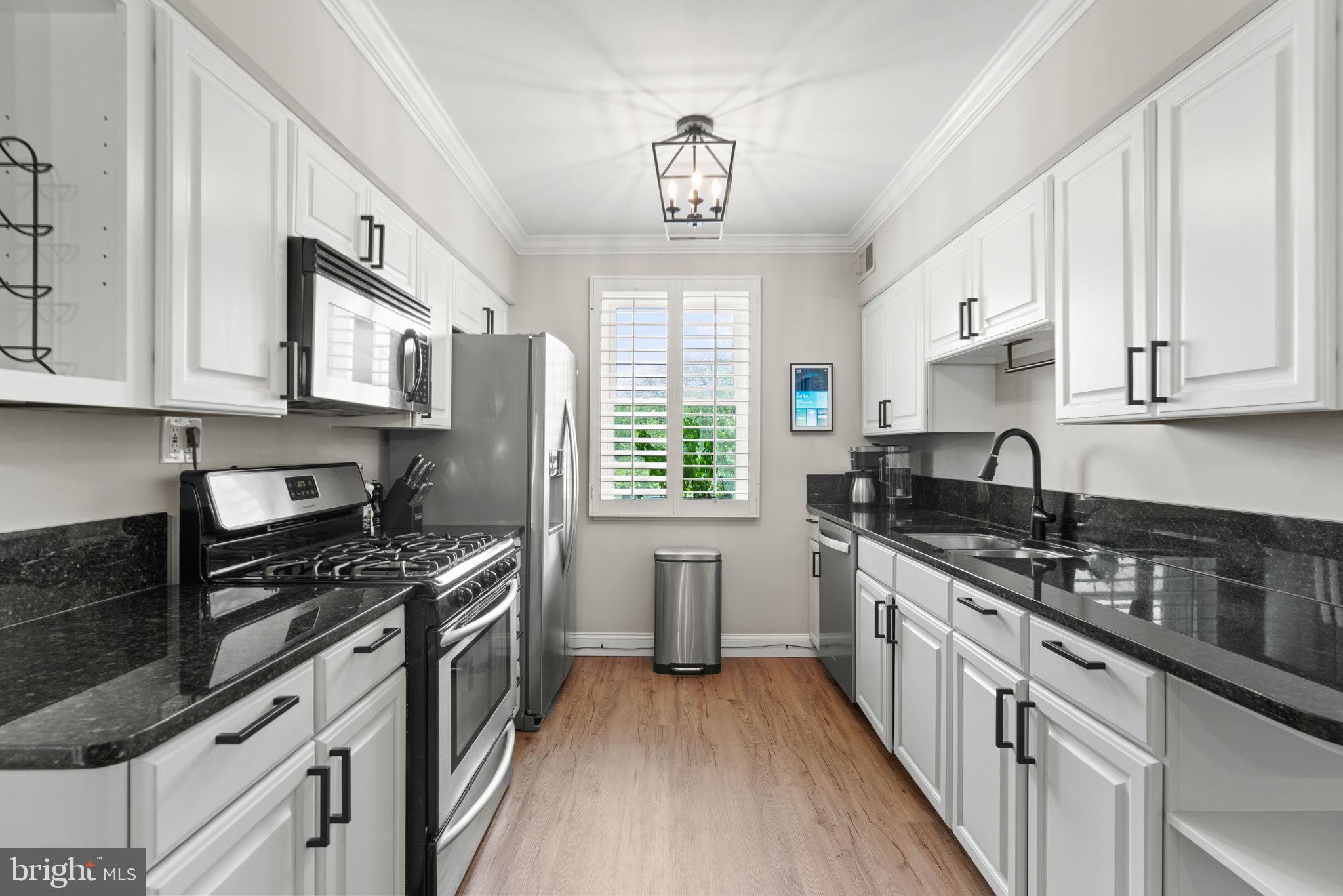 4225 N HENDERSON ROAD Unit: 301