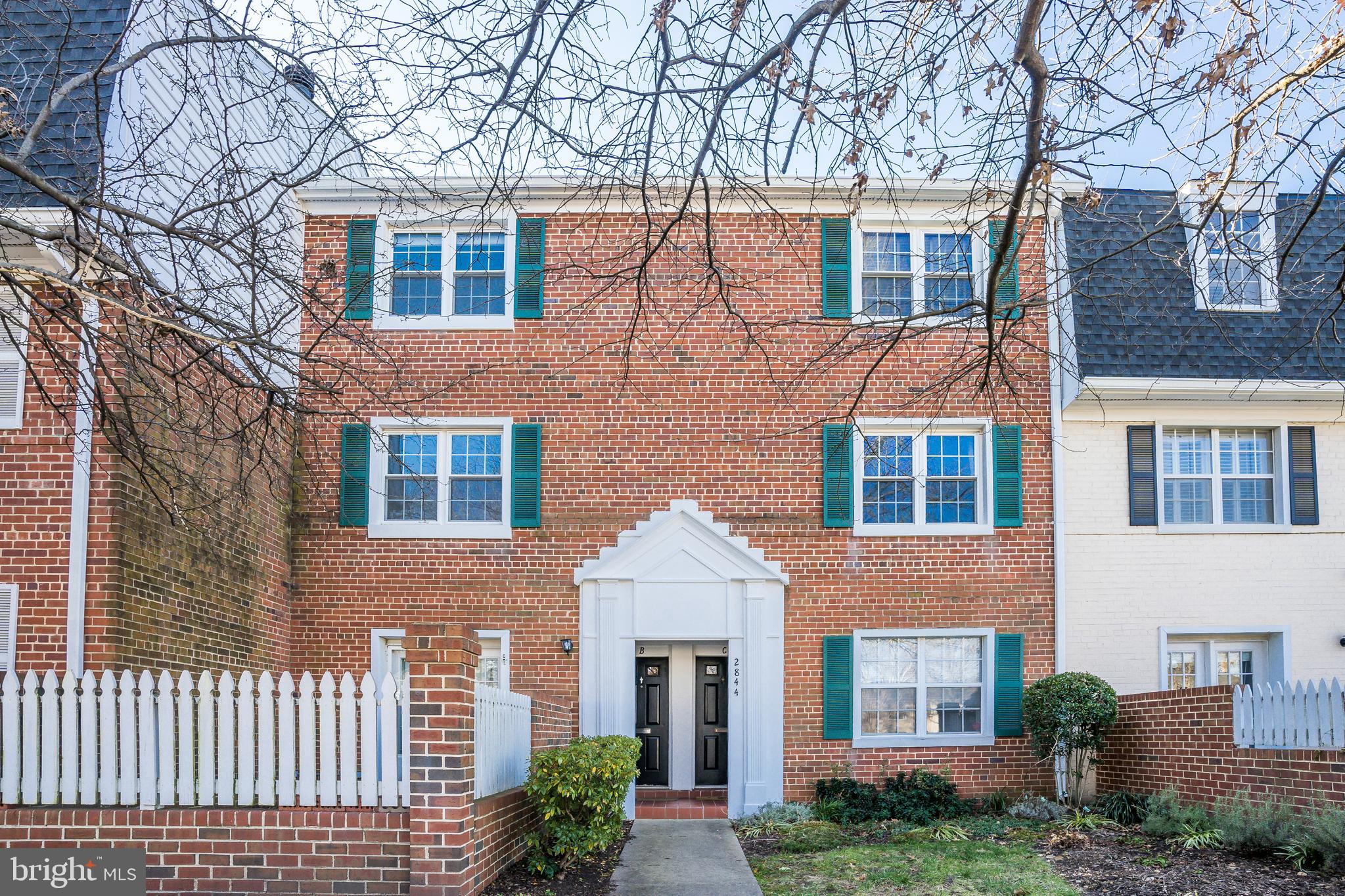 2844-A S WAKEFIELD ST