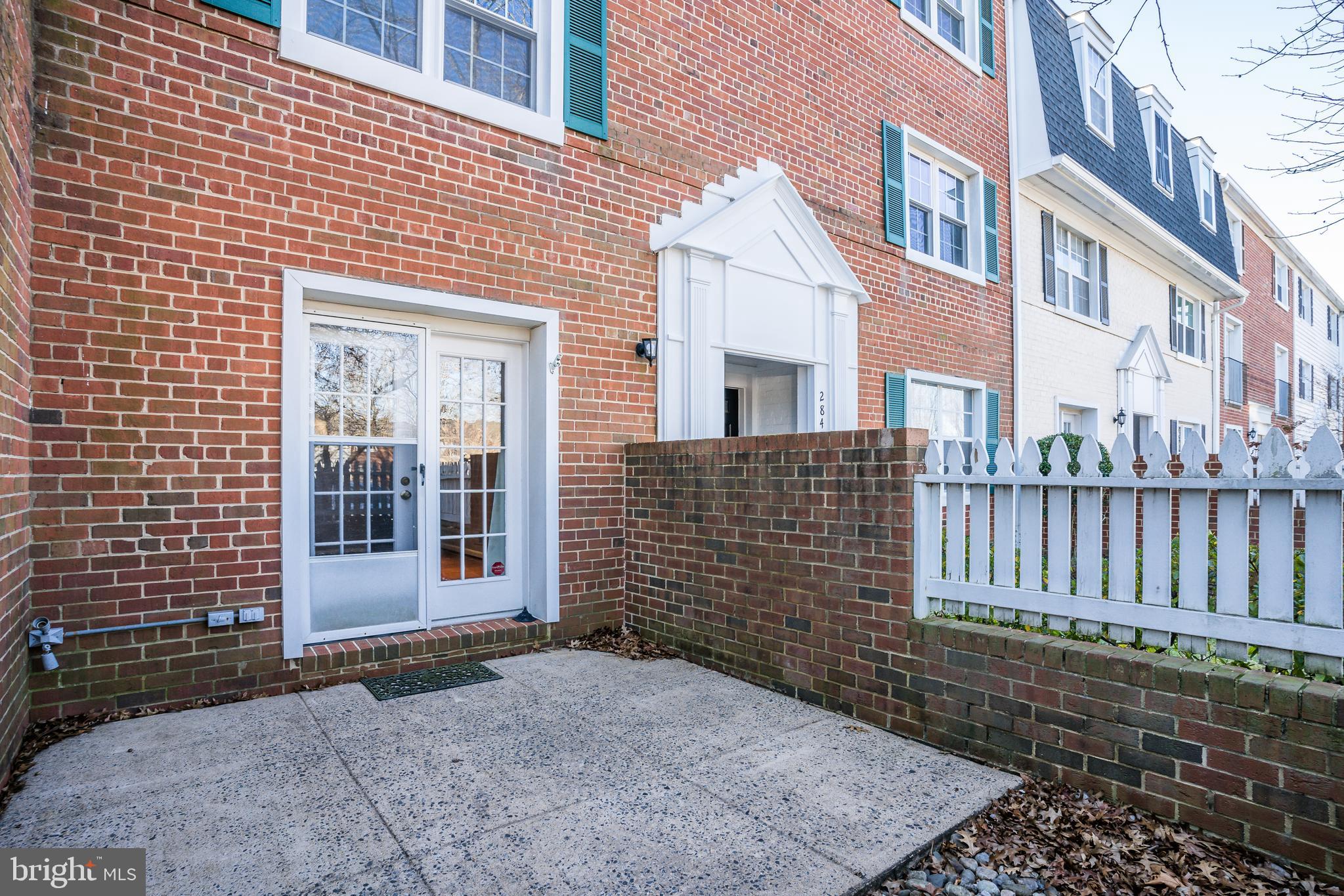 2844-A S WAKEFIELD ST