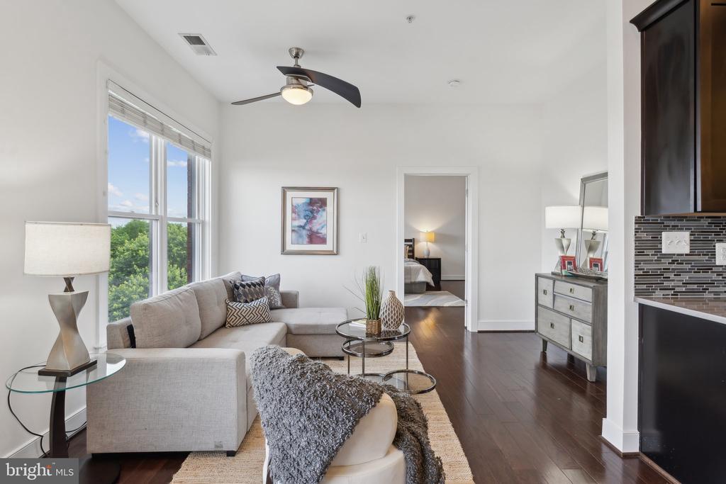 1107 S Walter Reed Dr S #502