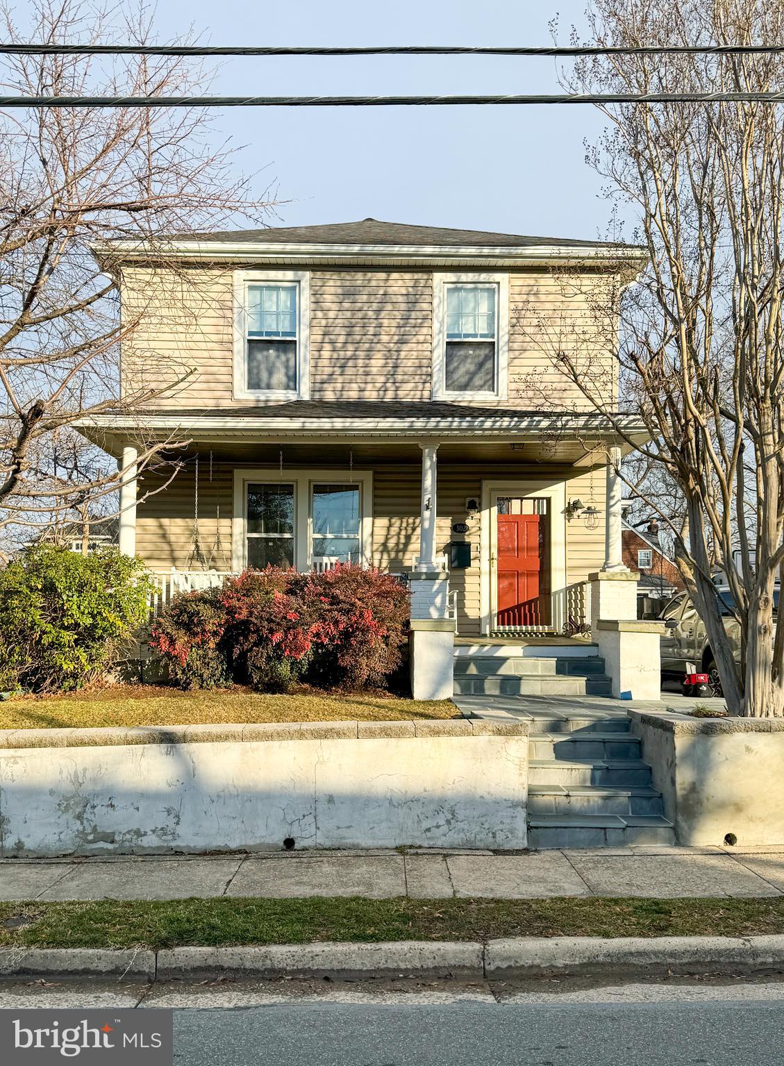 302 E Bellefonte Ave E