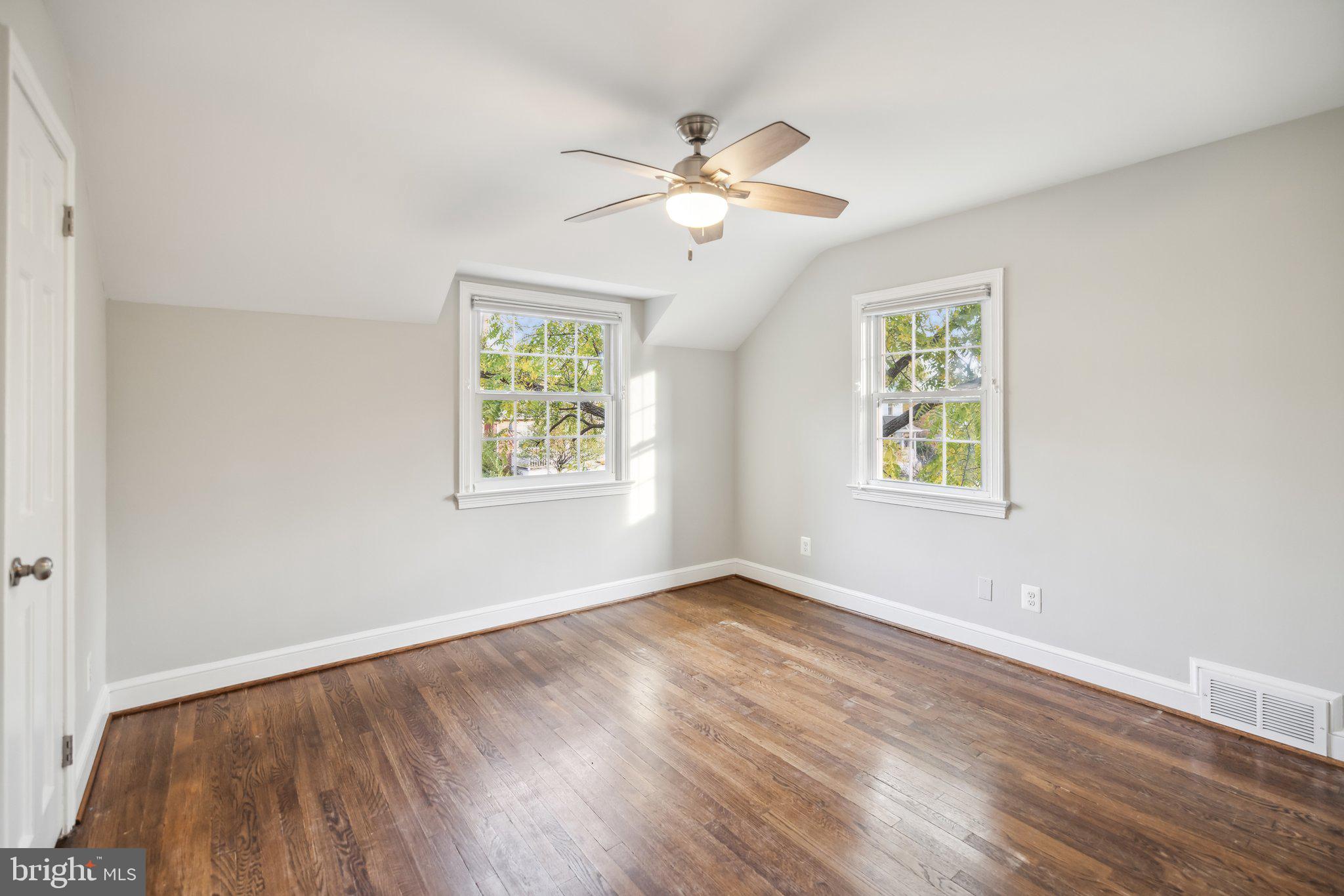 2410 Davis Ave