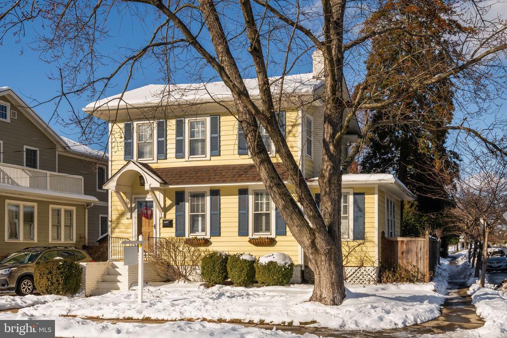 1 W Masonic View Ave