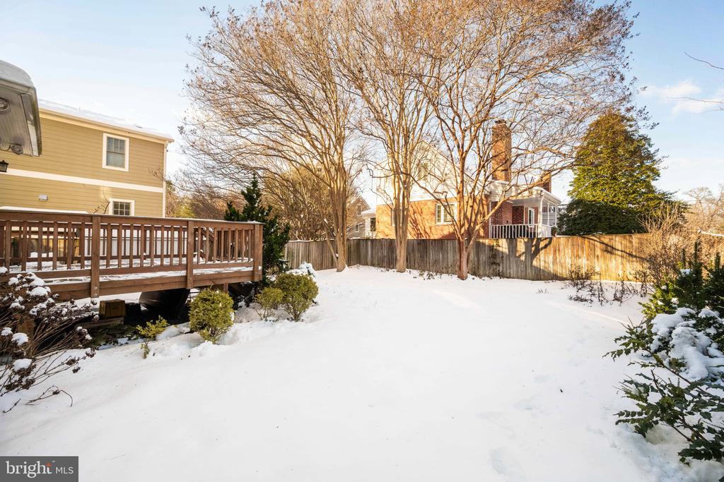 1 W Masonic View Ave