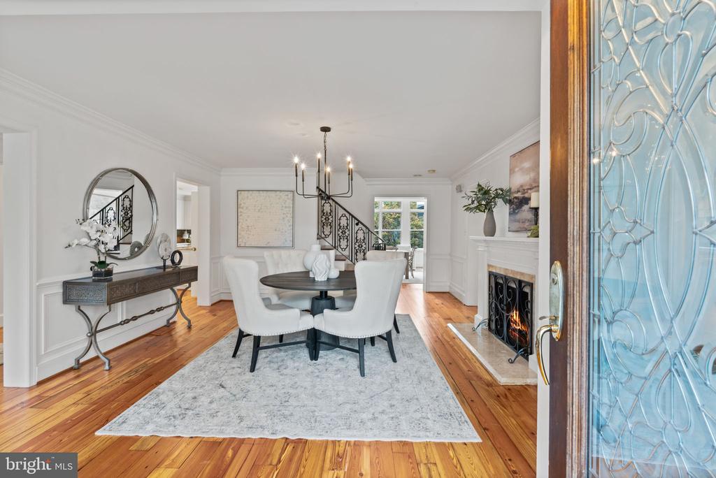 506 Ivy Cir