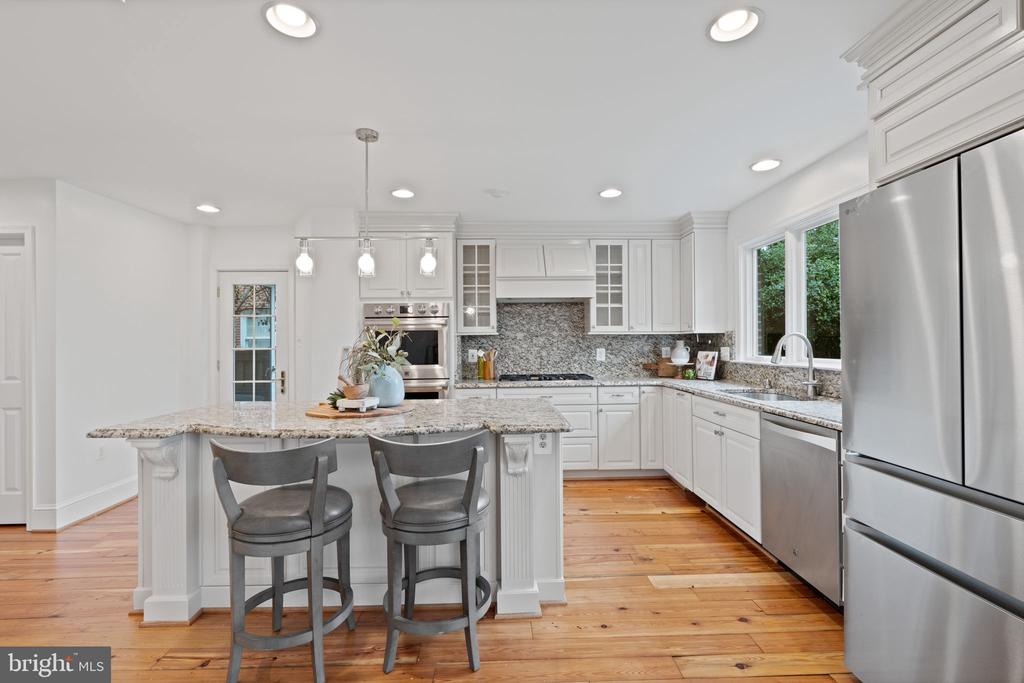 506 Ivy Cir