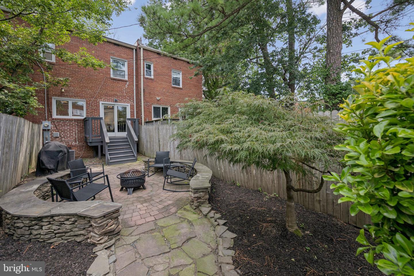 1116 Powhatan St