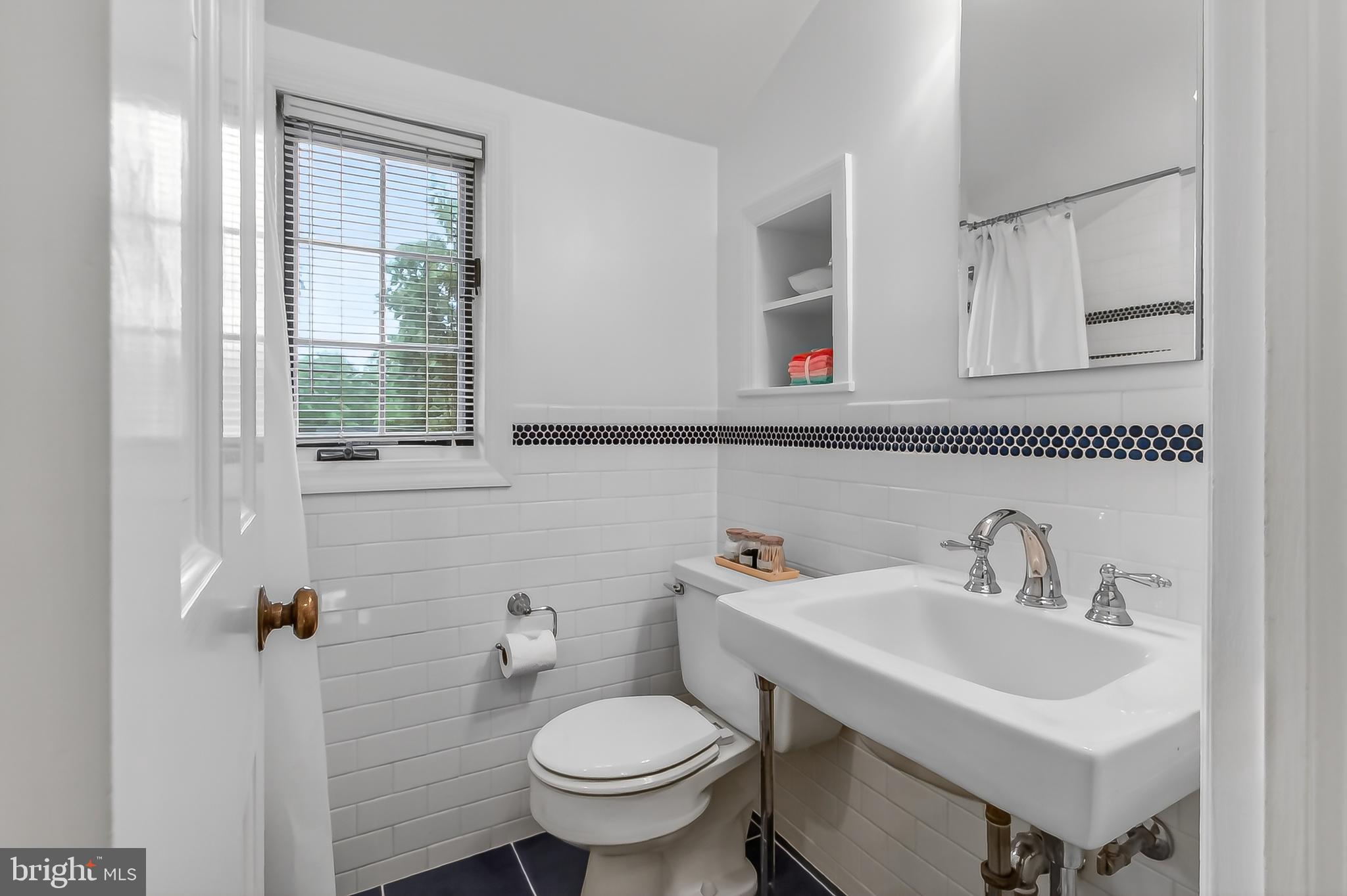 809 ENDERBY DRIVE