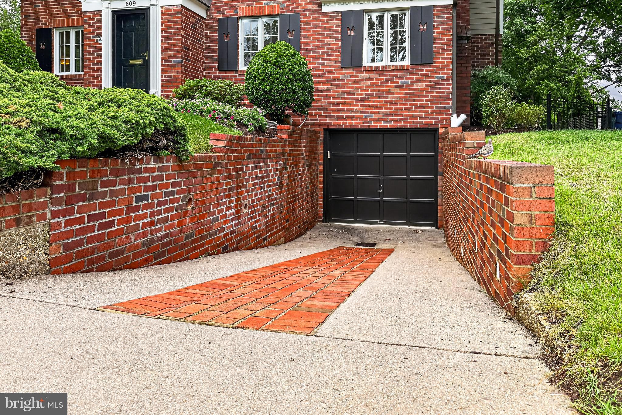 809 ENDERBY DRIVE