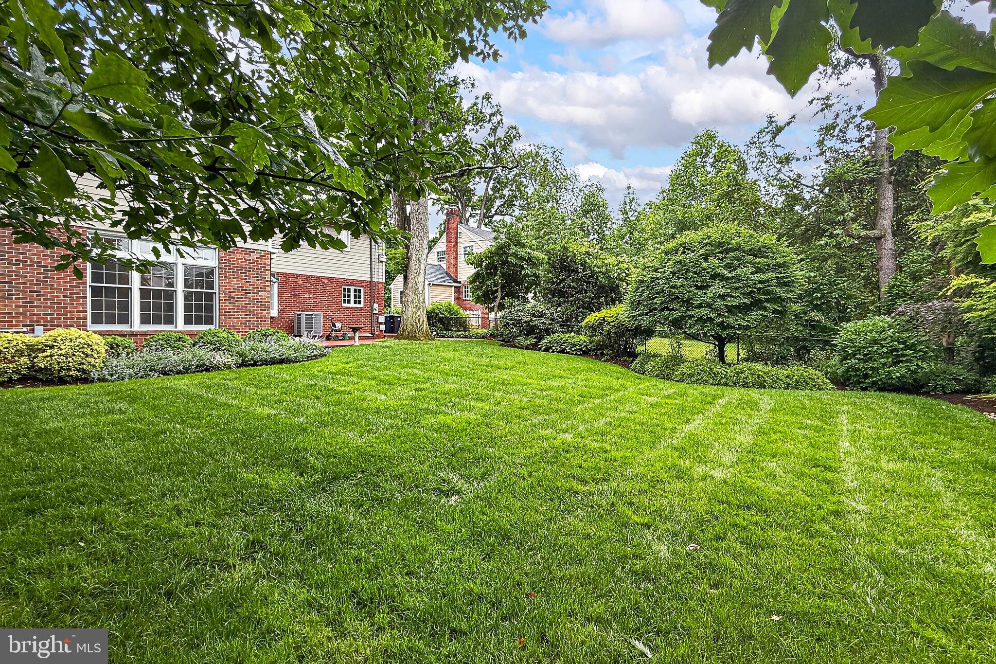809 ENDERBY DRIVE
