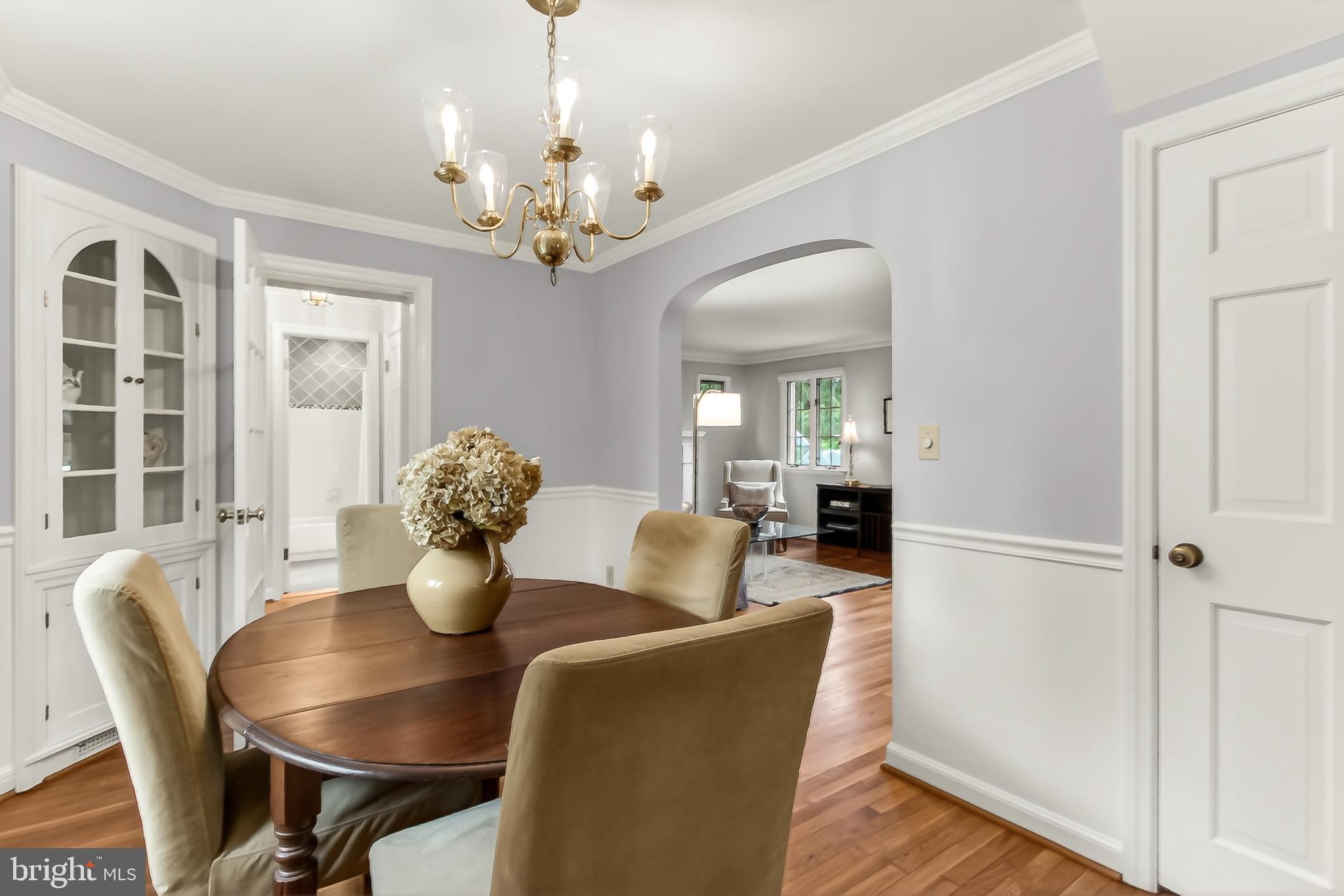 809 ENDERBY DRIVE
