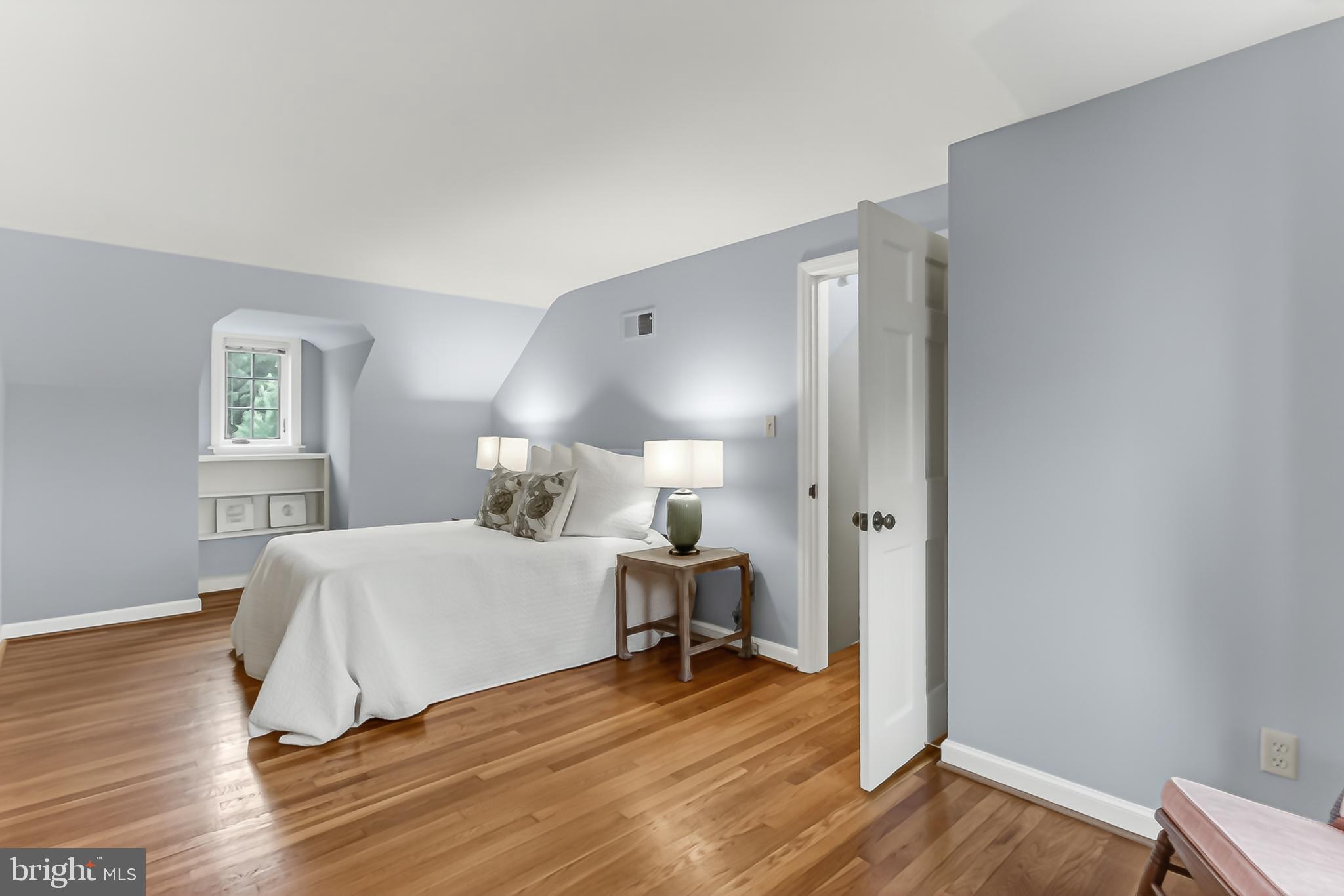 809 ENDERBY DRIVE