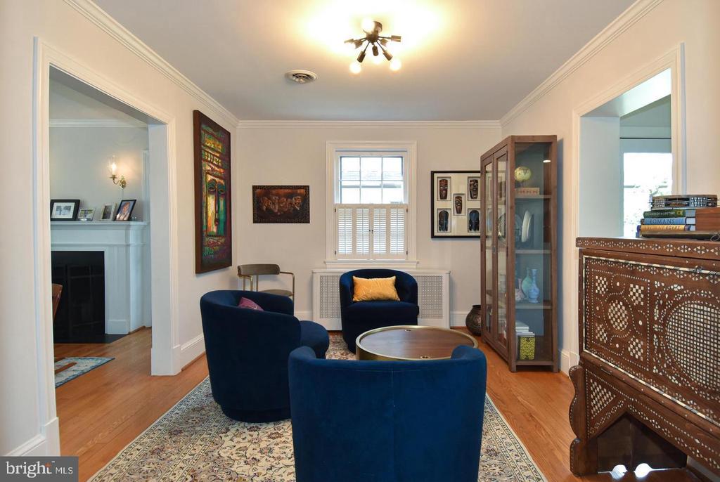 710 W VIEW TERRACE