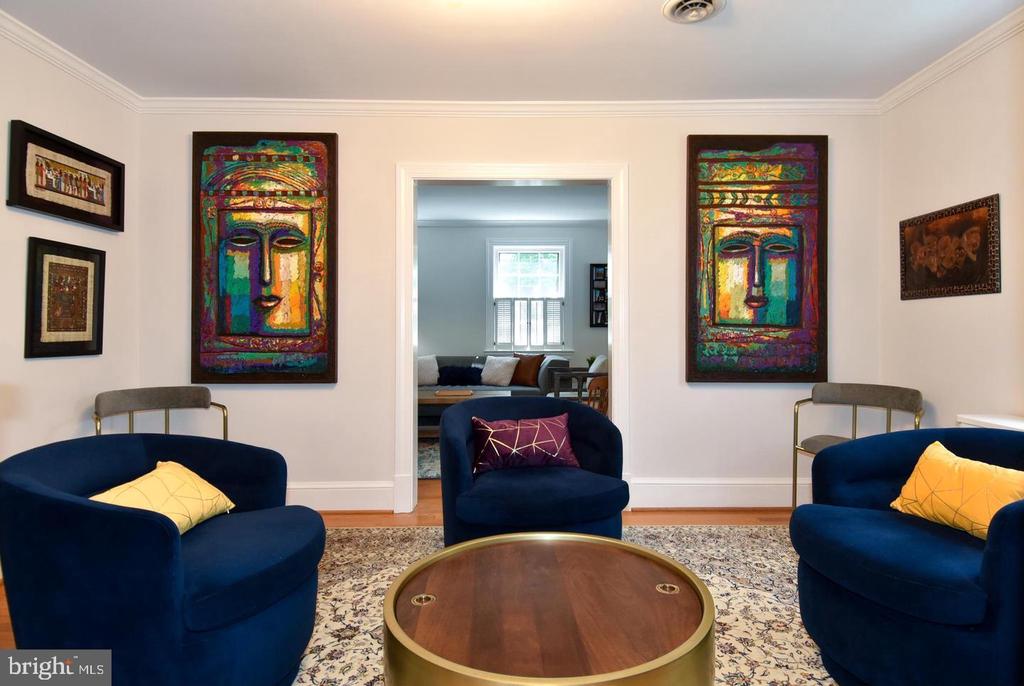 710 W VIEW TERRACE