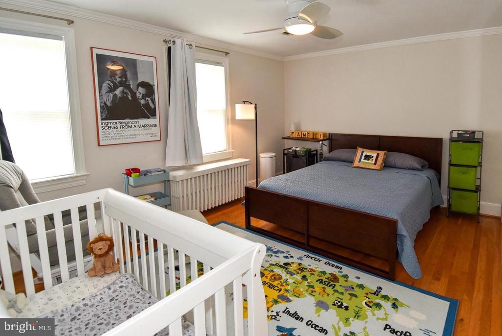 710 W VIEW TERRACE