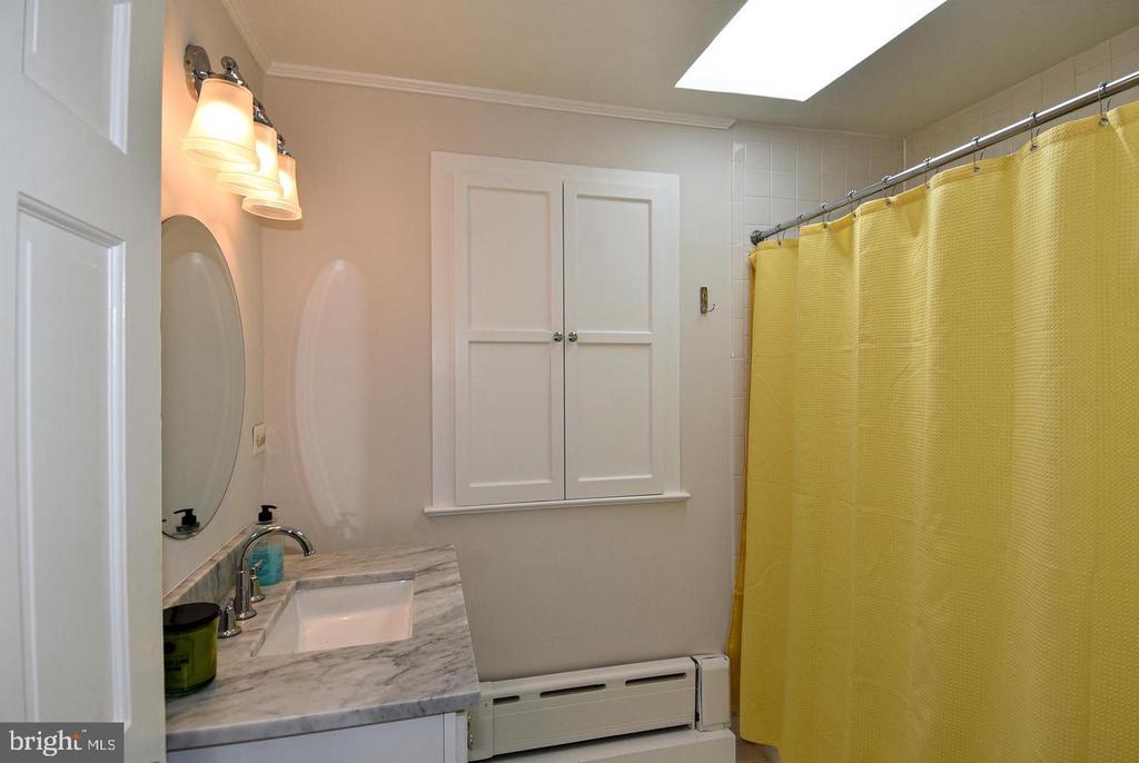 710 W VIEW TERRACE
