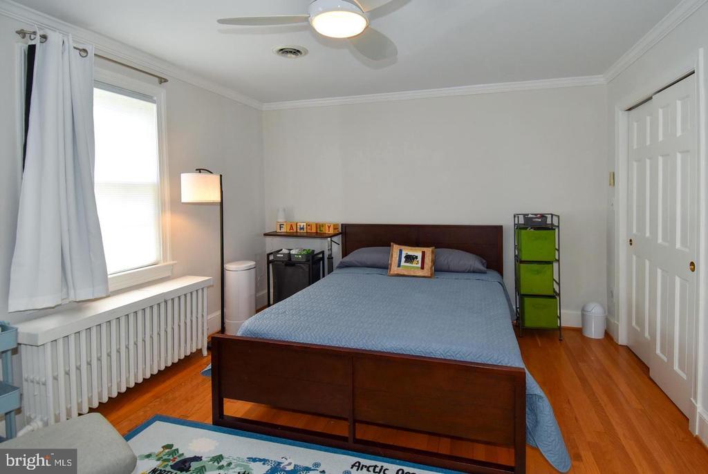710 W VIEW TERRACE