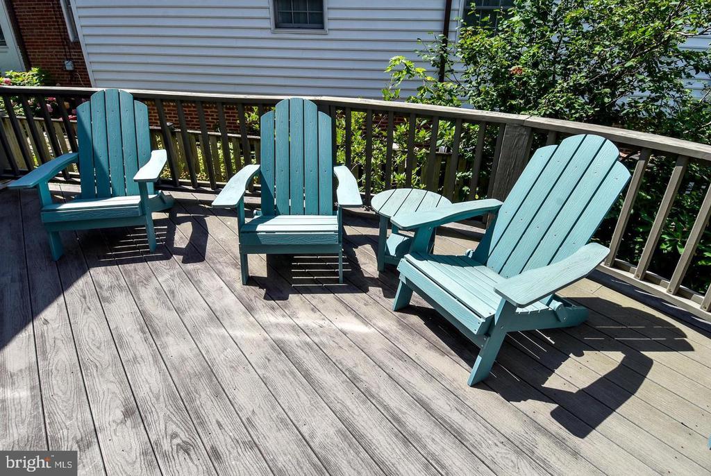 710 W VIEW TERRACE