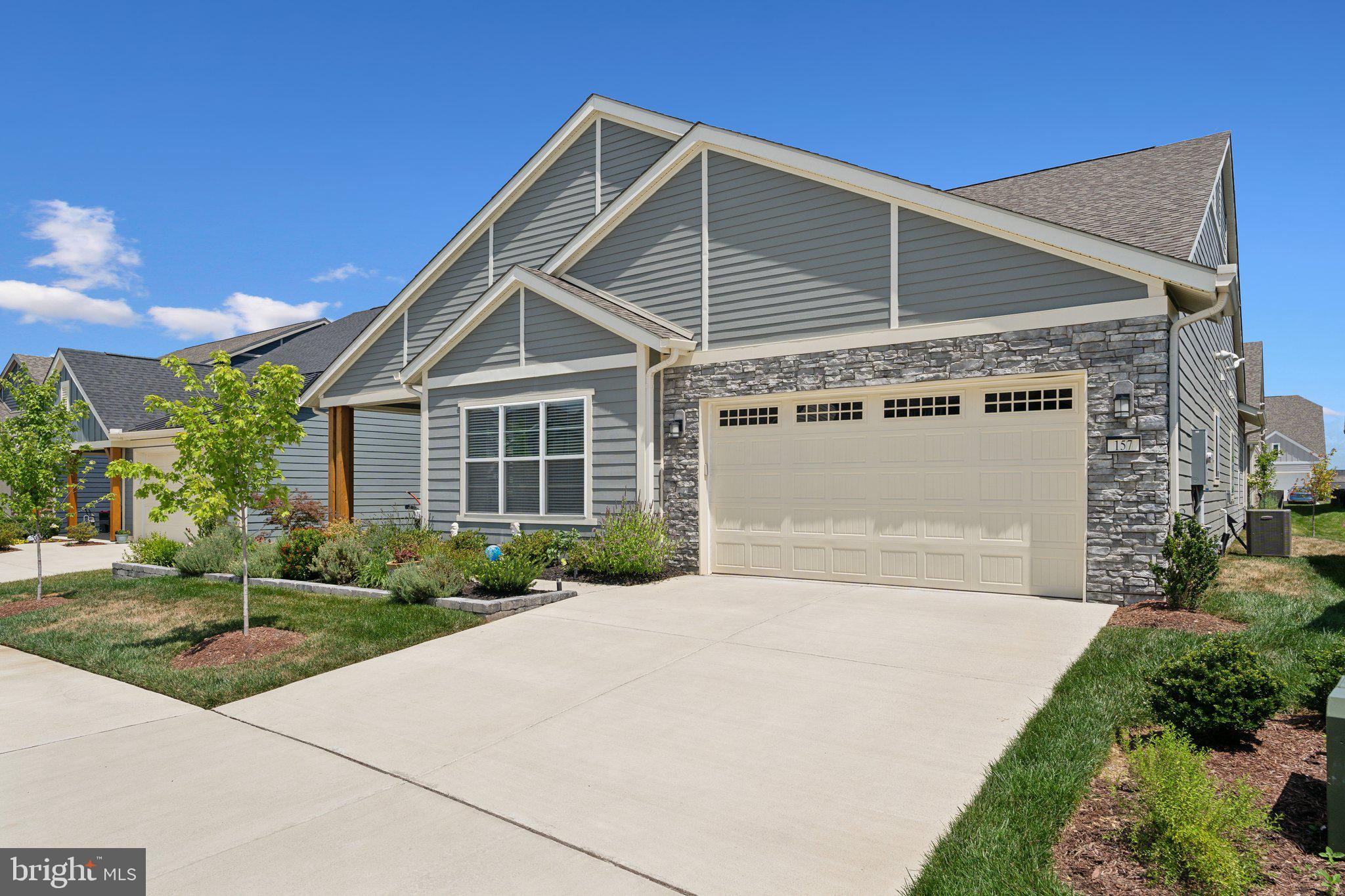 157 Milkweed Dr