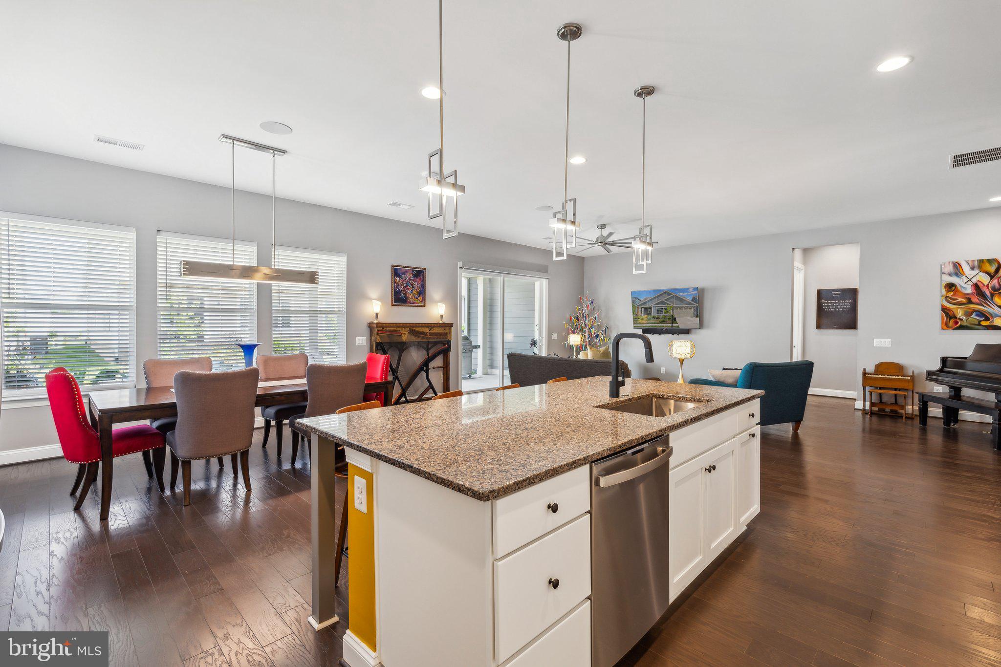 157 Milkweed Dr