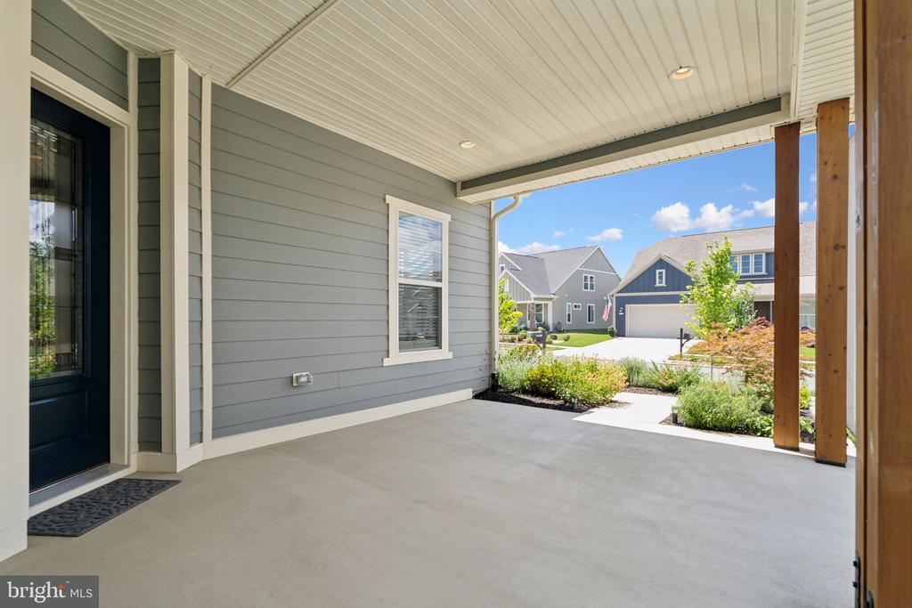 157 Milkweed Dr