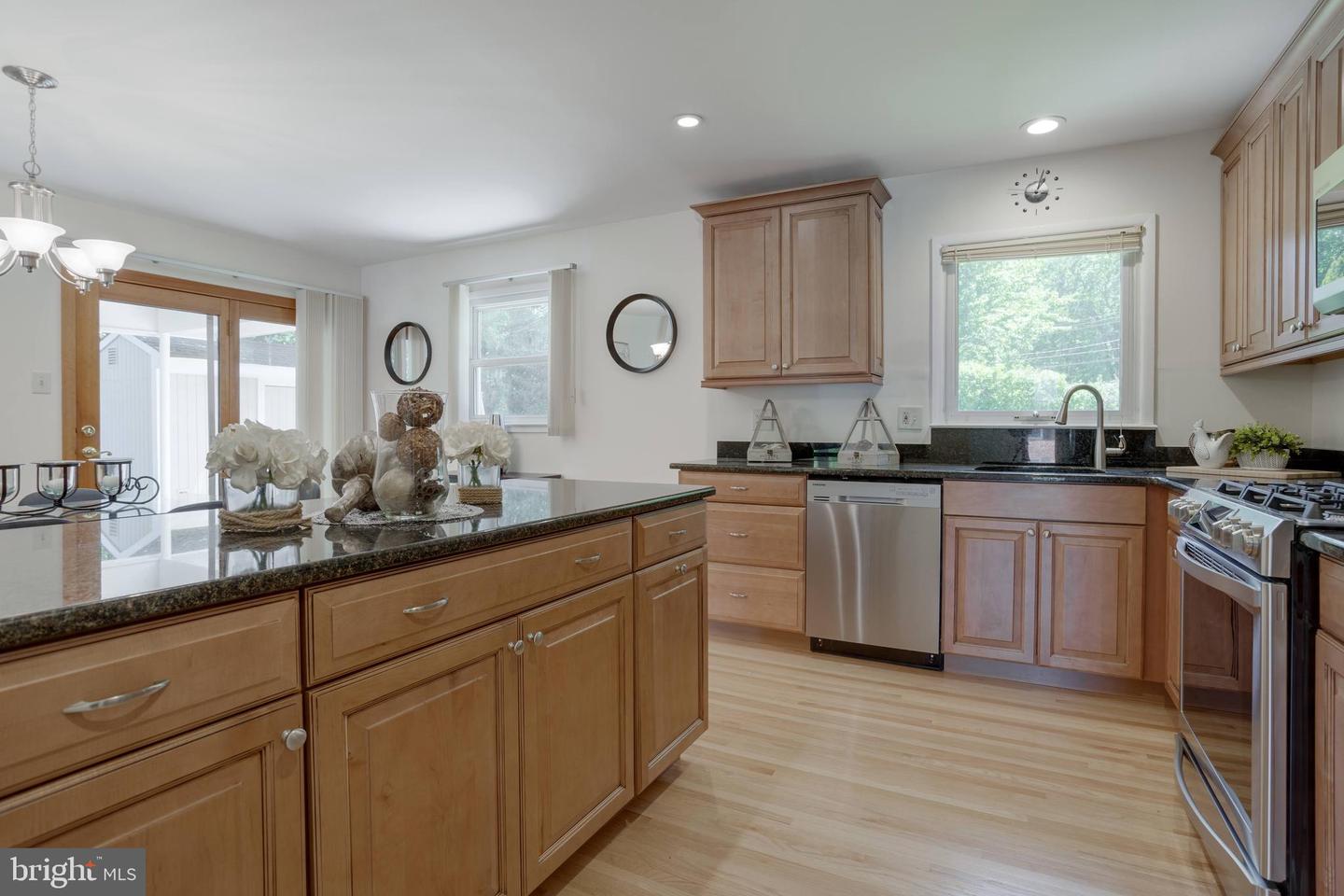 7625 WEBBWOOD COURT