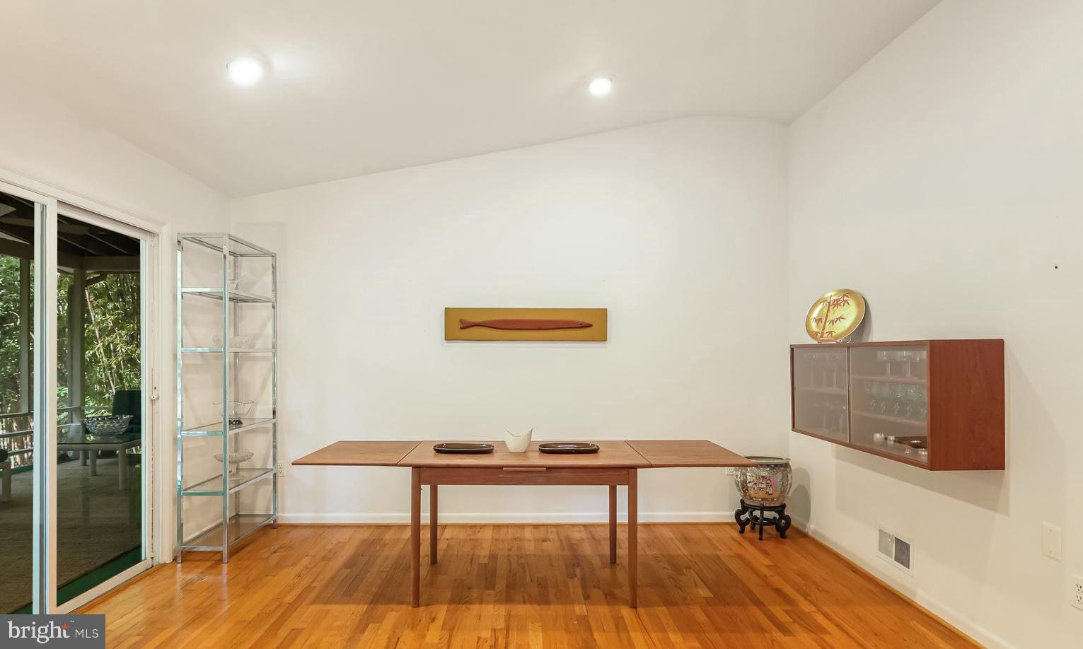 9316 Coronado TERRACE