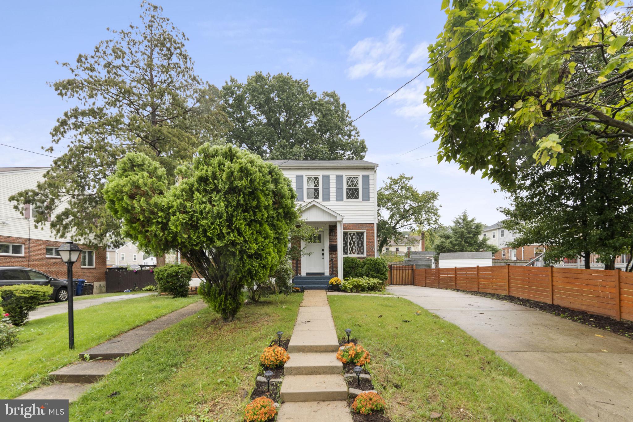 2253 Roanoke DRIVE